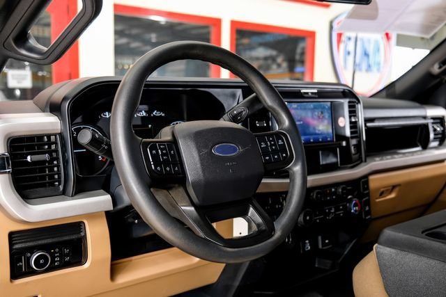 Used 2025 Ford F250 XLT AWD/4WD image 16