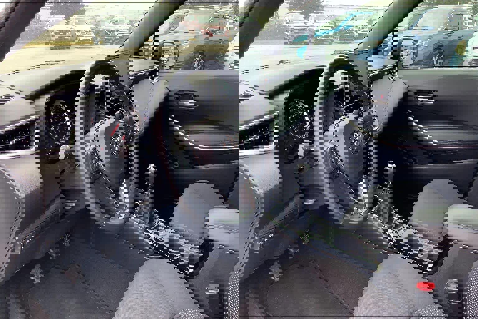 Used 2021 Toyota Corolla SE image 18