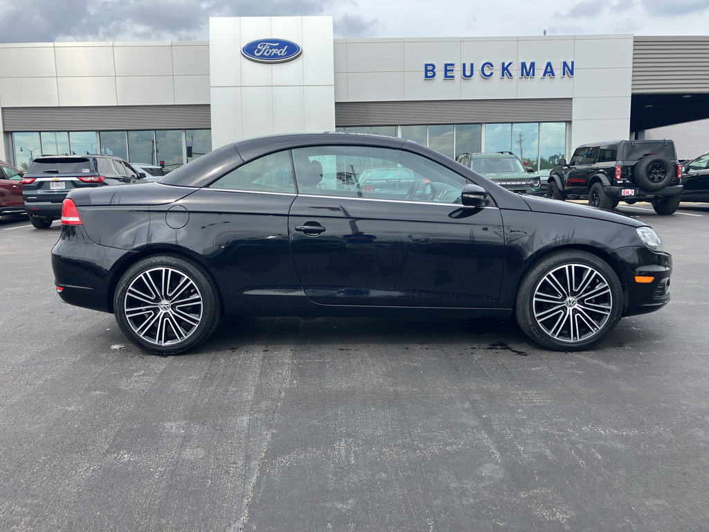 Used 2014 Volkswagen Eos FWD image 7