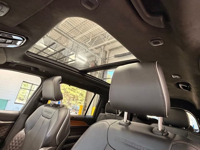 Used 2021 Jeep Grand Cherokee L Summit AWD/4WD image 22