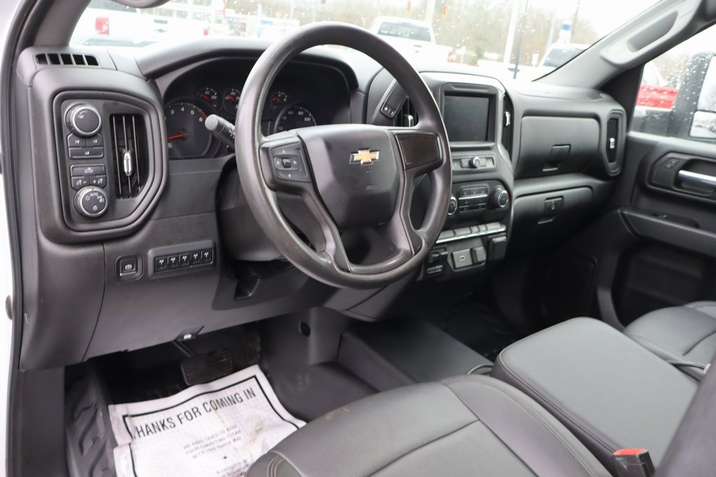 Used 2020 Chevrolet Silverado 3500 W/T w/ WT Convenience Package image 4