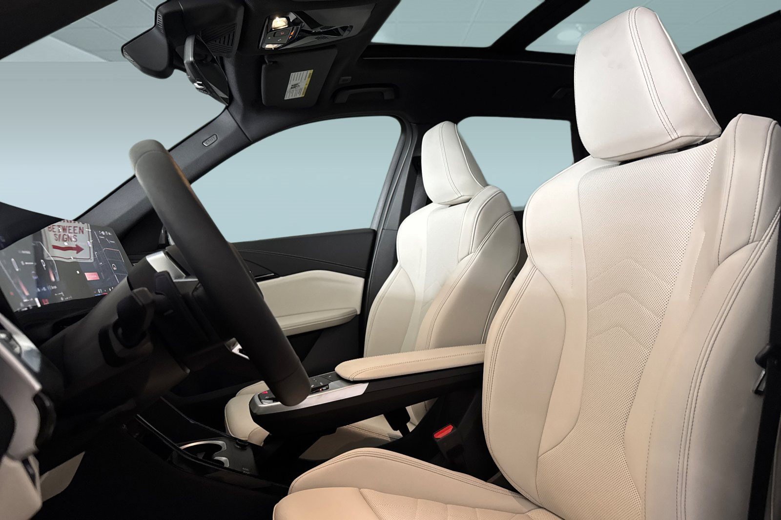 New 2026 BMW X1 xDrive28i w/ Technology Package AWD/4WD image 5