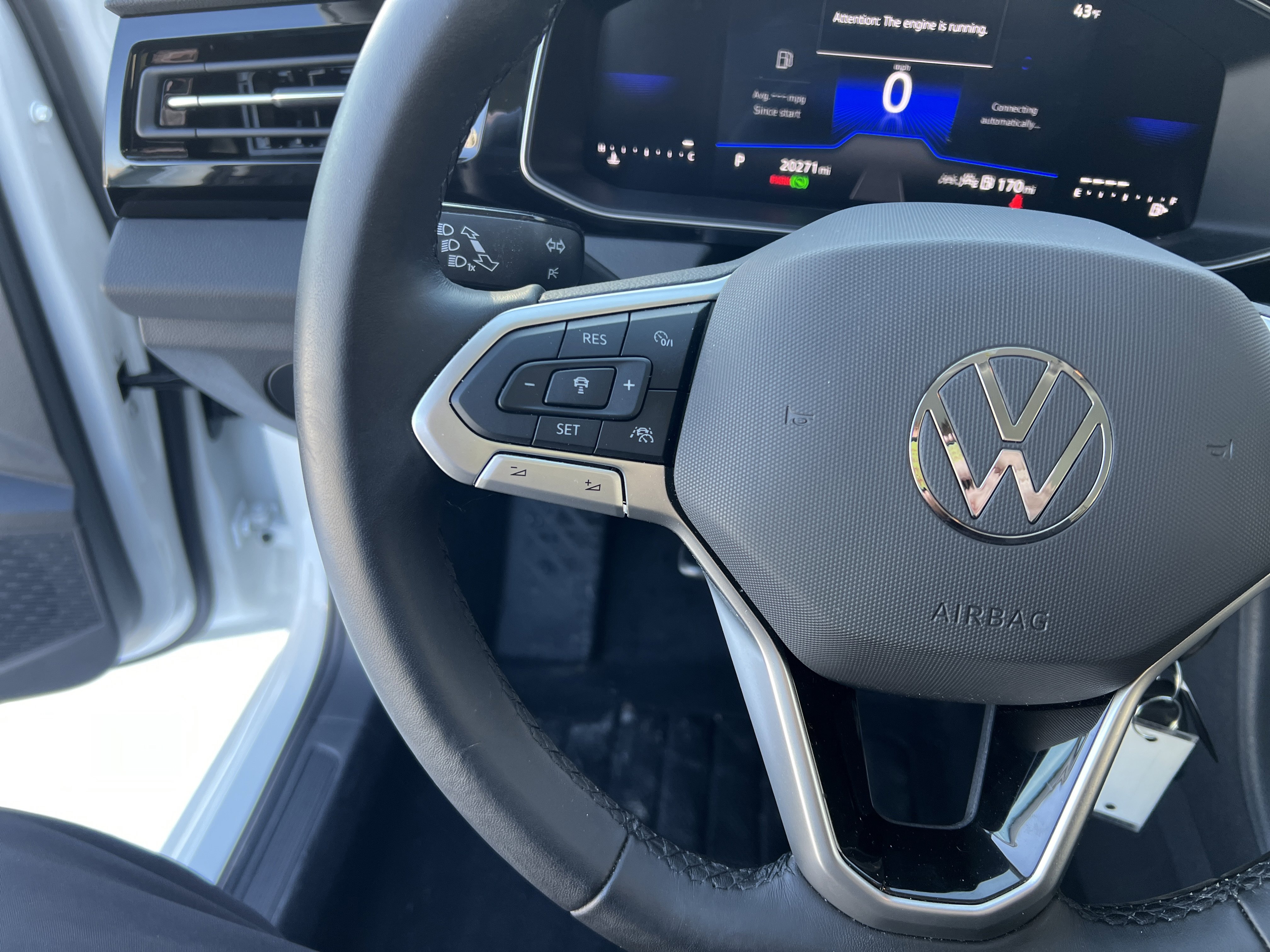 Certified 2025 Volkswagen Jetta S image 17