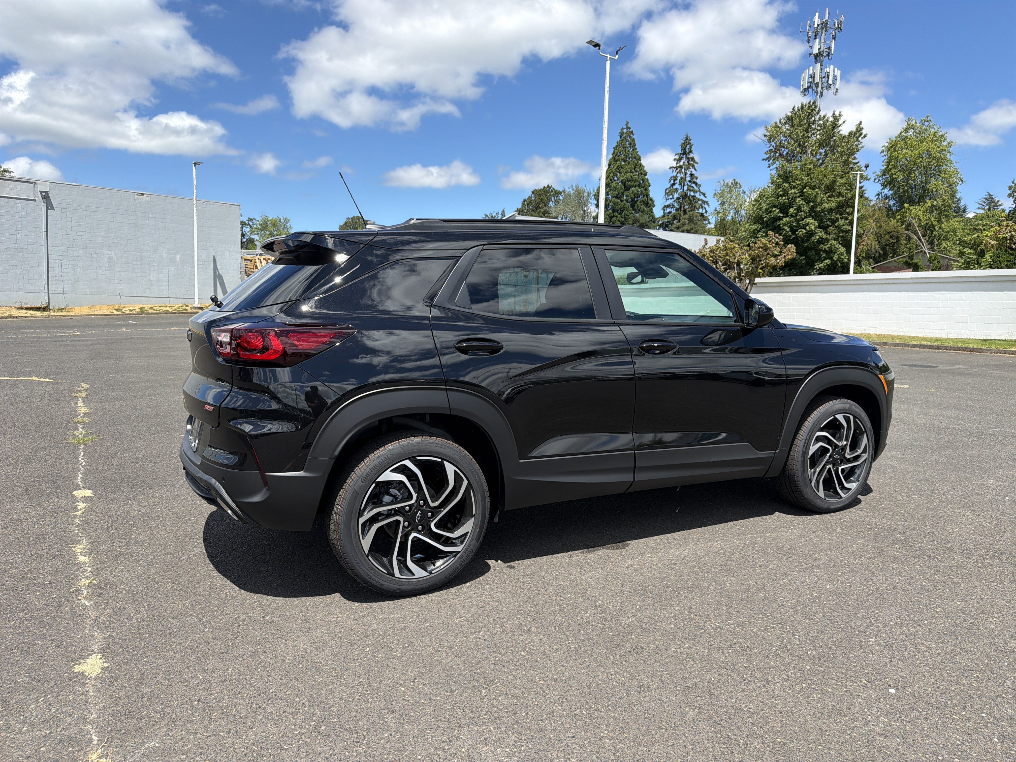 New 2026 Chevrolet TrailBlazer RS w/ Convenience Package AWD/4WD image 6