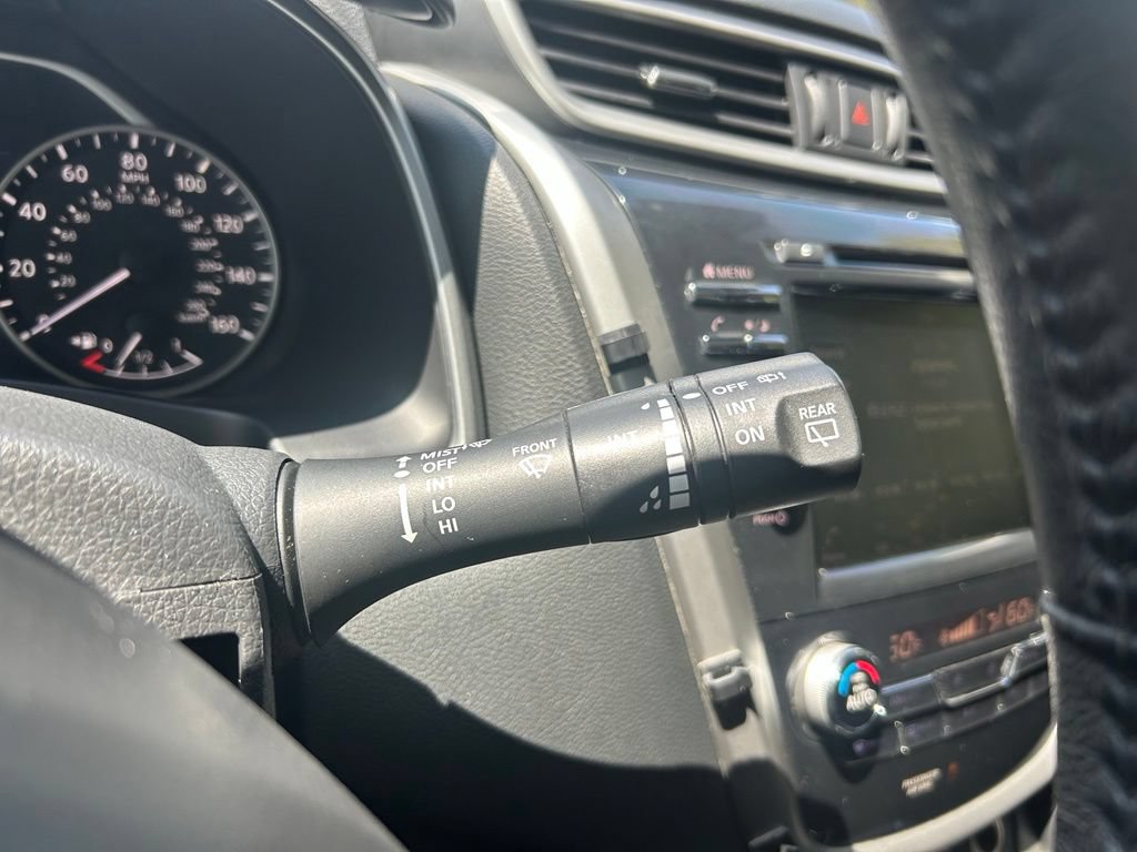 Used 2020 Nissan Murano SV AWD/4WD image 23