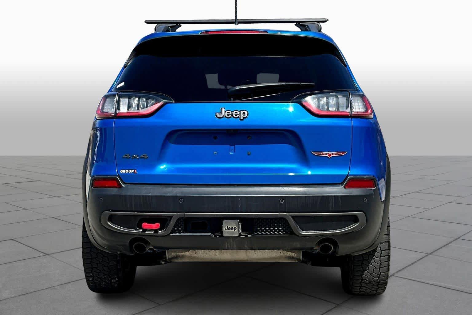 Used 2019 Jeep Cherokee Trailhawk AWD/4WD image 5