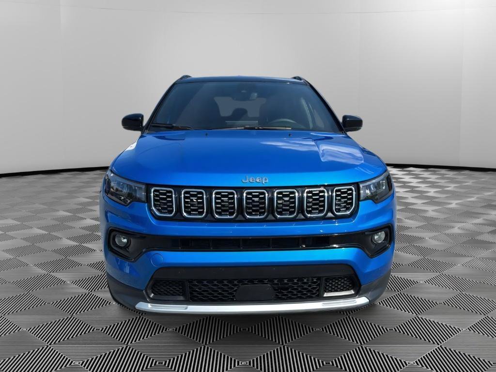 Used 2025 Jeep Compass Limited AWD/4WD image 7