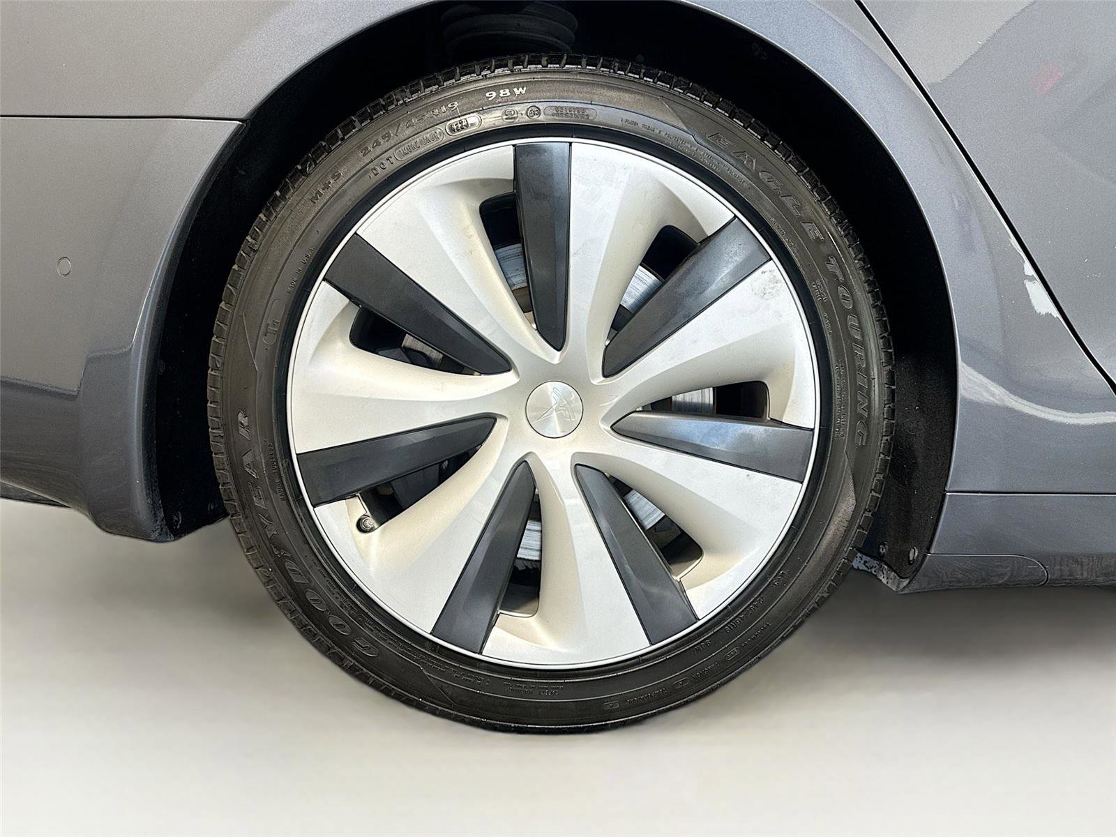 Used 2021 Tesla Model S Long Range Plus image 36