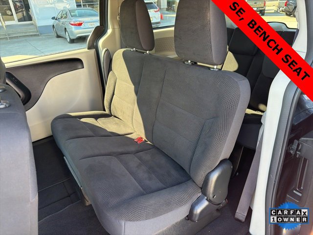 Used 2018 Dodge Grand Caravan SE w/ UConnect Hands-Free Group image 13