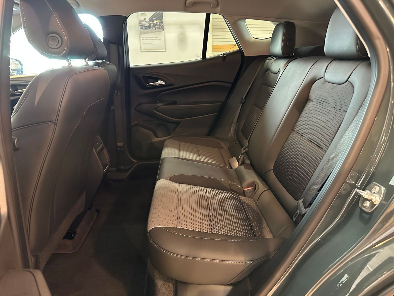 Used 2025 Chevrolet Trax LT w/ LT Convenience Package image 24