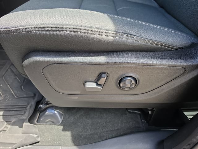 Used 2021 RAM 1500 Big Horn RWD image 16