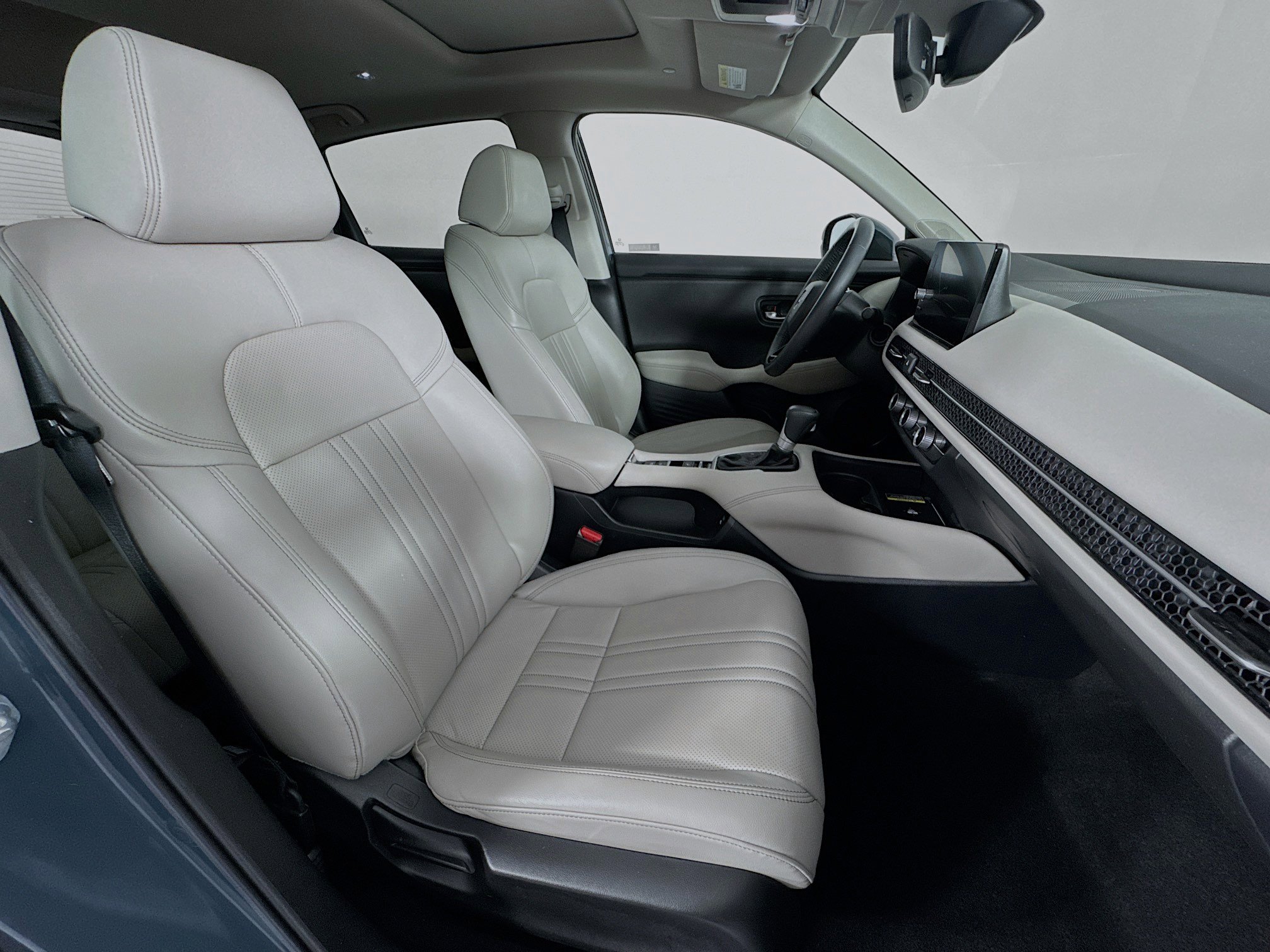 Certified 2024 Honda HR-V EX-L image 27