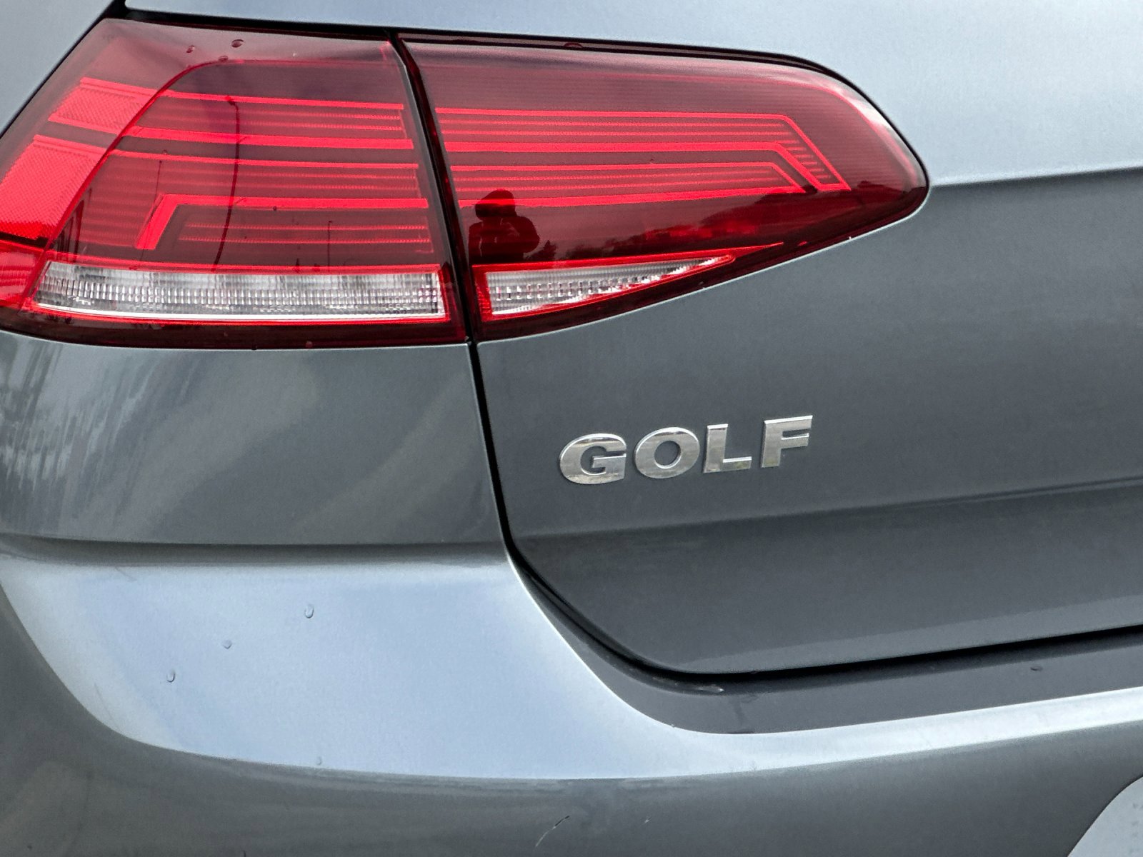 Used 2019 Volkswagen Golf 4-Door image 23