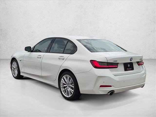 Used 2023 BMW 330e xDrive w/ Premium Package AWD/4WD image 8
