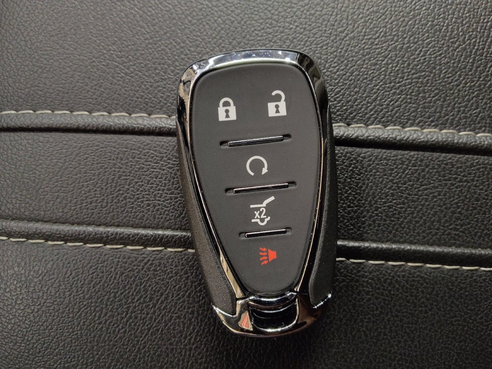 Used 2024 Chevrolet Blazer LT w/ Convenience Package FWD image 32