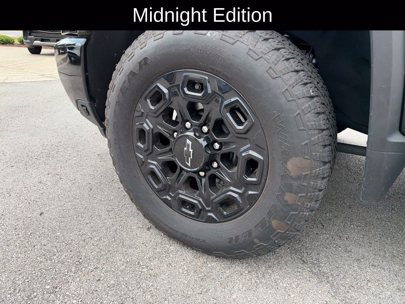 Used 2024 Chevrolet Silverado 2500 LTZ w/ LTZ Plus Package AWD/4WD image 12