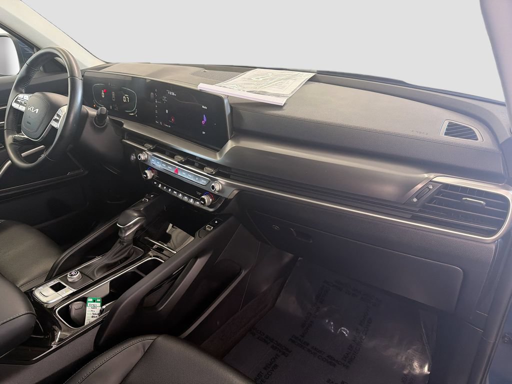 Used 2023 Kia Telluride S w/ S Sunroof Package FWD image 32