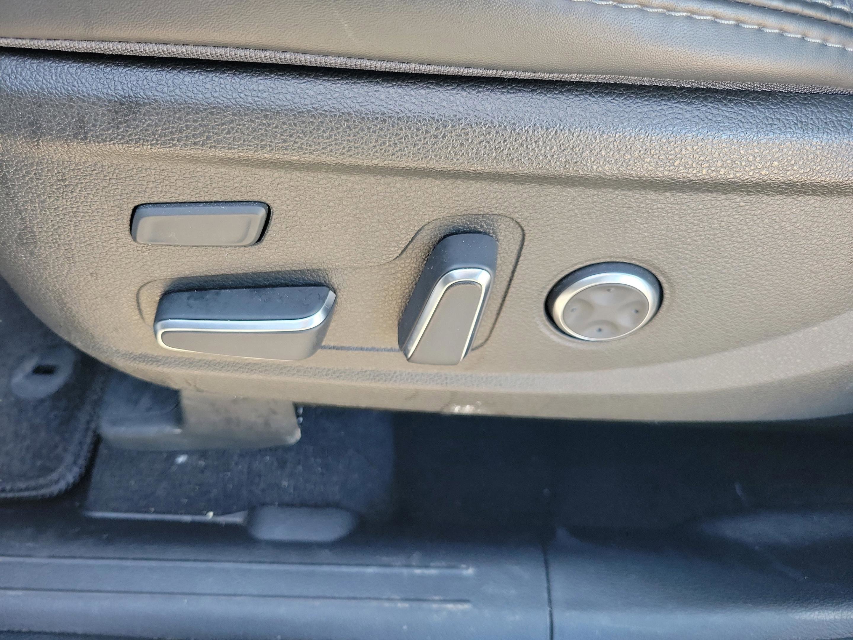 Certified 2023 Hyundai Santa Fe Calligraphy w/ Cargo Package image 13