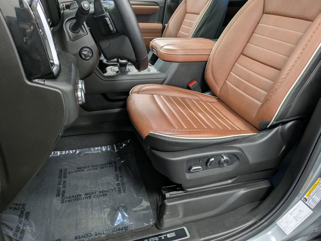 Used 2026 GMC Sierra 1500 Denali Ultimate image 10