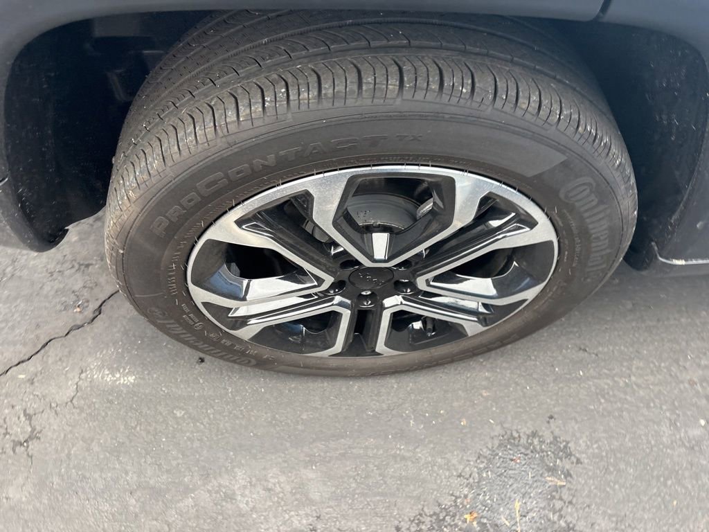 Certified 2022 Jeep Compass Limited image 13