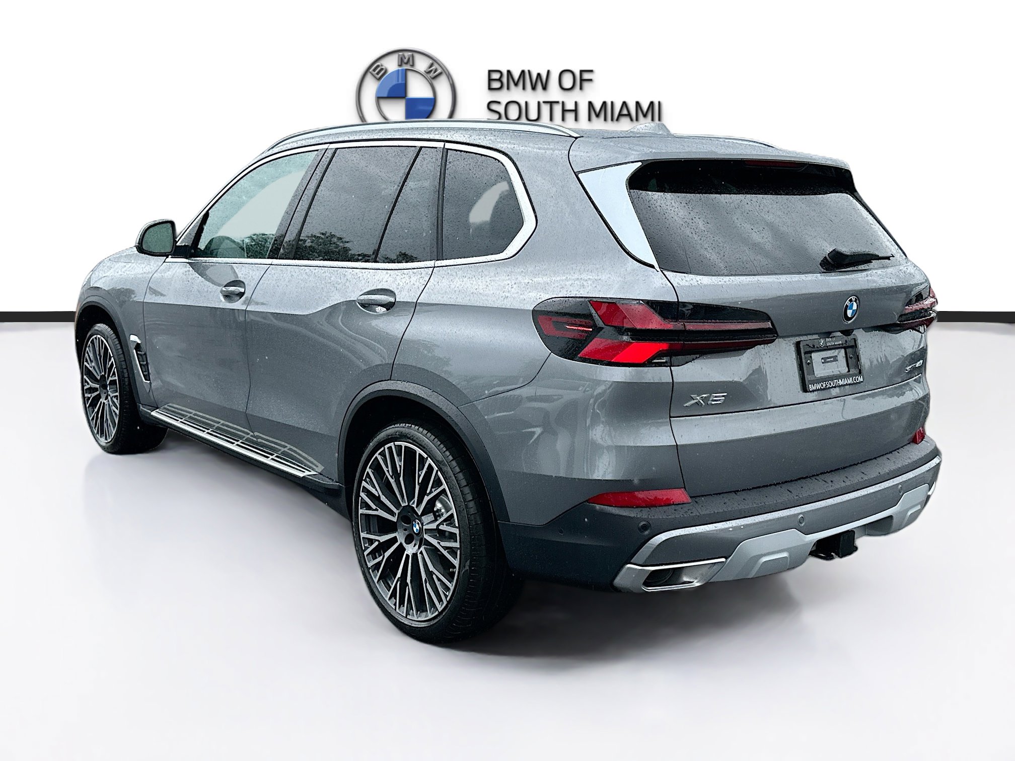 New 2026 BMW X5 sDrive40i image 4
