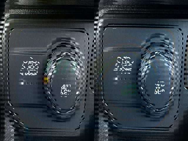 Used 2021 Jeep Renegade Limited image 22