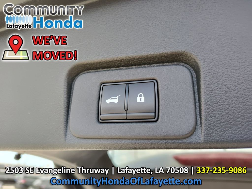 Used 2024 Nissan Rogue SV FWD image 10