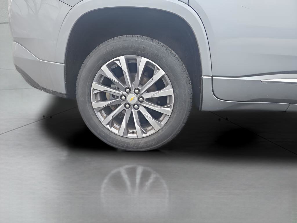 Used 2023 Chevrolet Traverse Premier w/ LPO, Floor Liner Package image 21