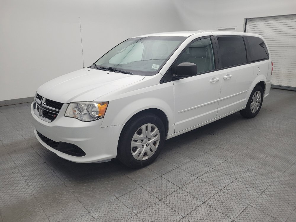 Used 2016 Dodge Grand Caravan SE w/ Quick Order Package 29E SE FWD image 2