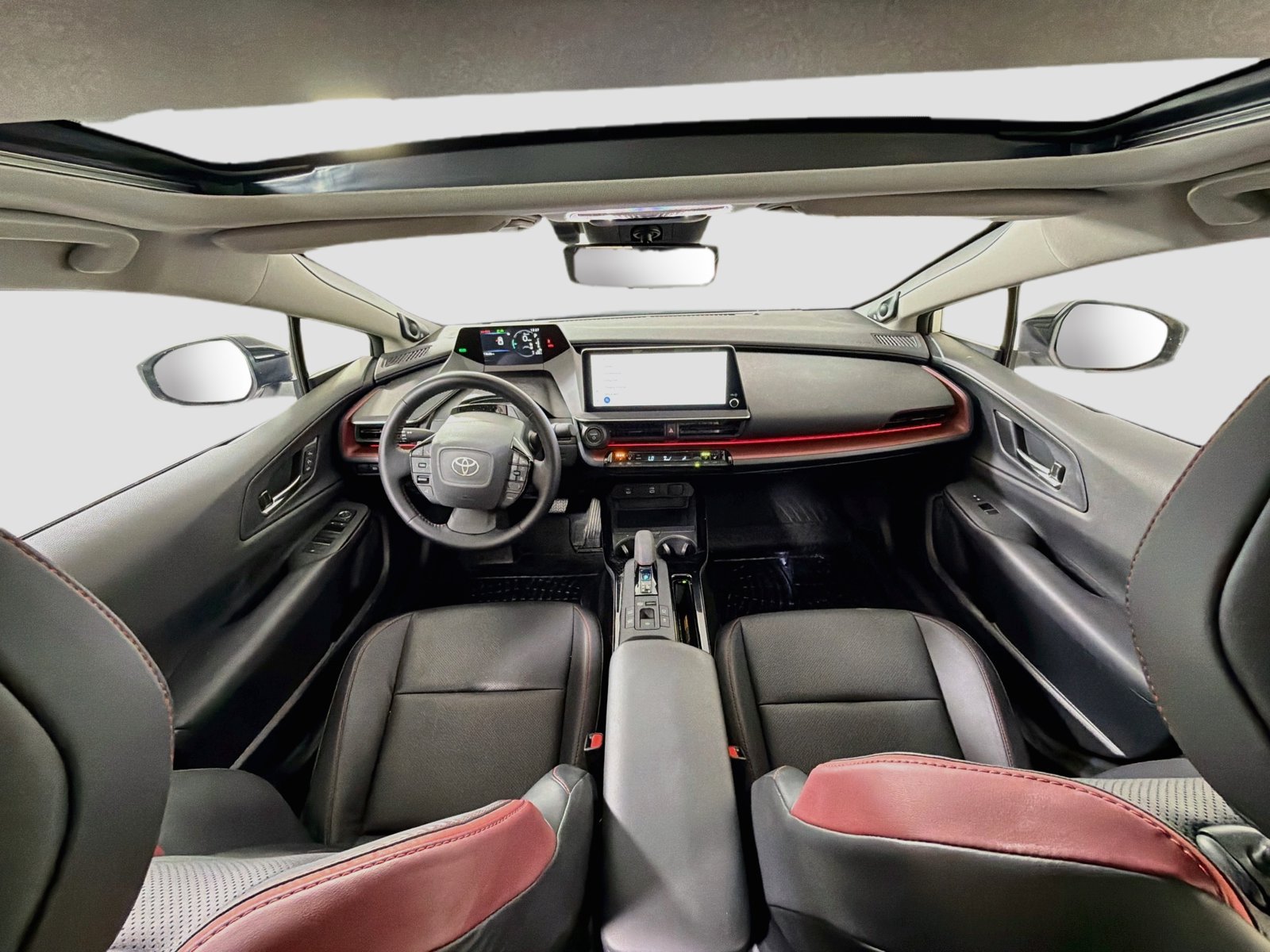 Used 2024 Toyota Prius Prime Premium w/ Advanced Technology Package FWD image 9