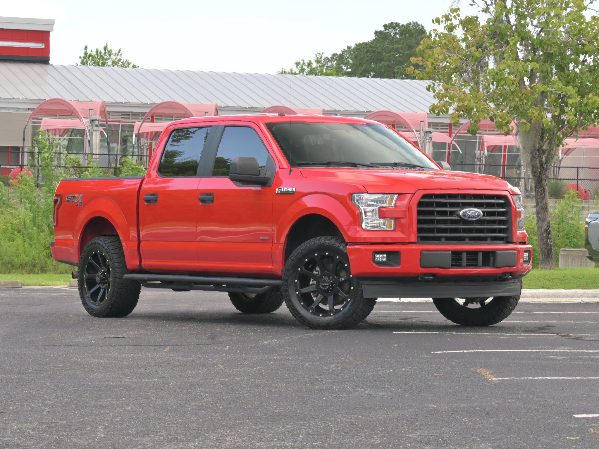Used 2017 Ford F150 XL w/ Equipment Group 101A Mid AWD/4WD video 2