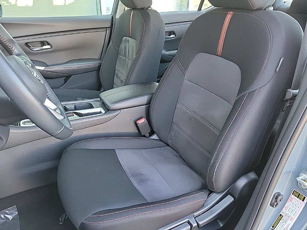 Certified 2024 Nissan Sentra SR FWD image 10