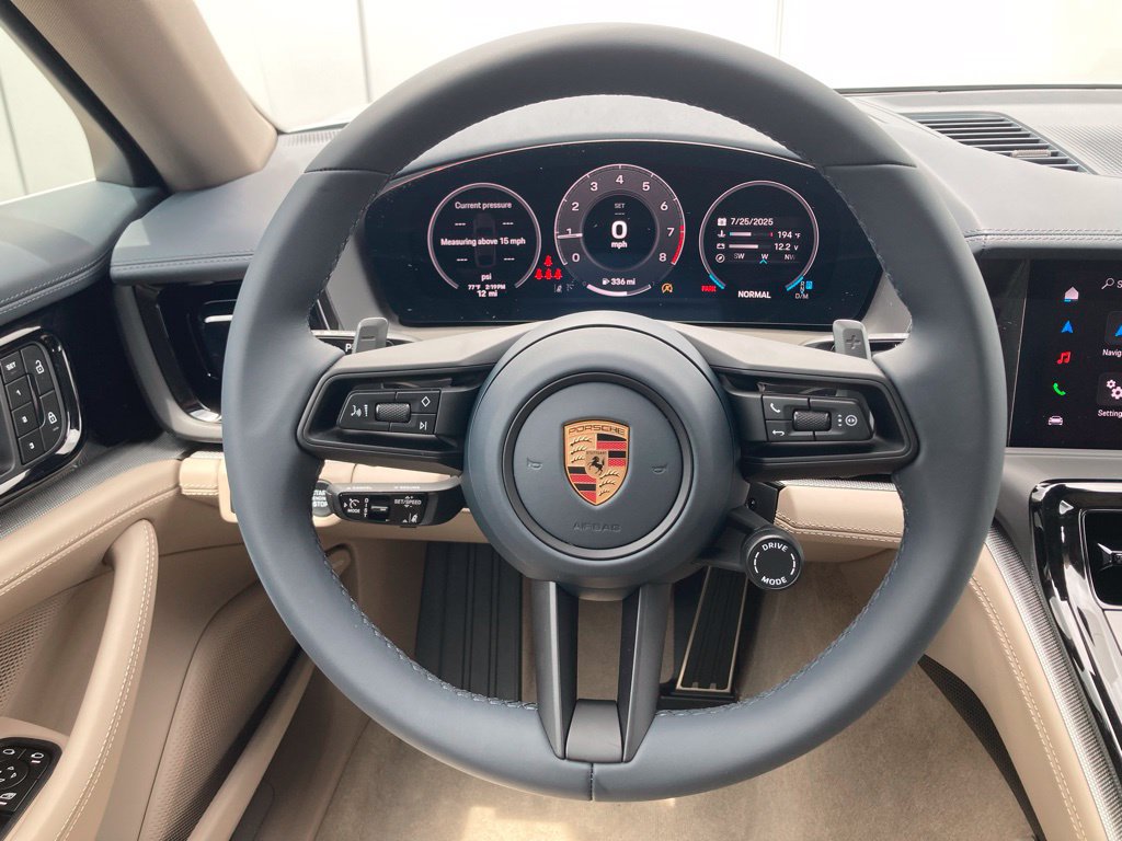 New 2025 Porsche Panamera 4 AWD/4WD image 22