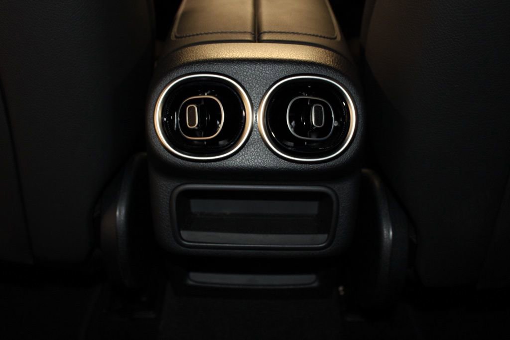 Certified 2026 Mercedes-Benz GLC 300 image 38