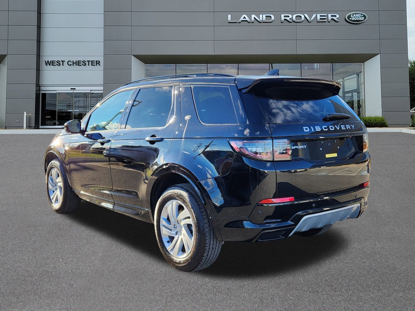 Certified 2024 Land Rover Discovery Sport S image 3