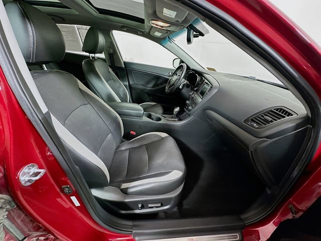 Used 2012 Kia Optima SX w/ Premium Touring Pkg image 23