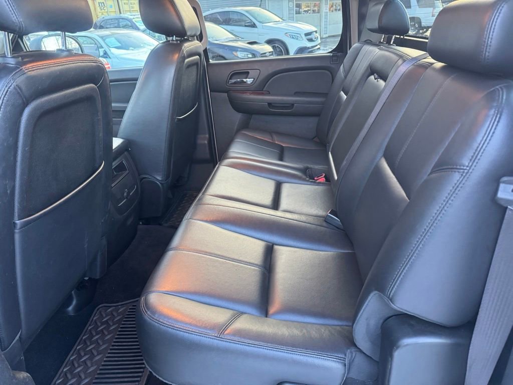 Used 2012 GMC Sierra 1500 SLT w/ SLT White Diamond Edition image 26