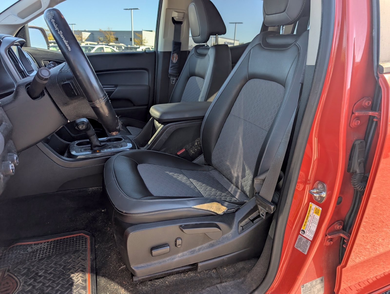 Used 2016 Chevrolet Colorado Z71 AWD/4WD image 23