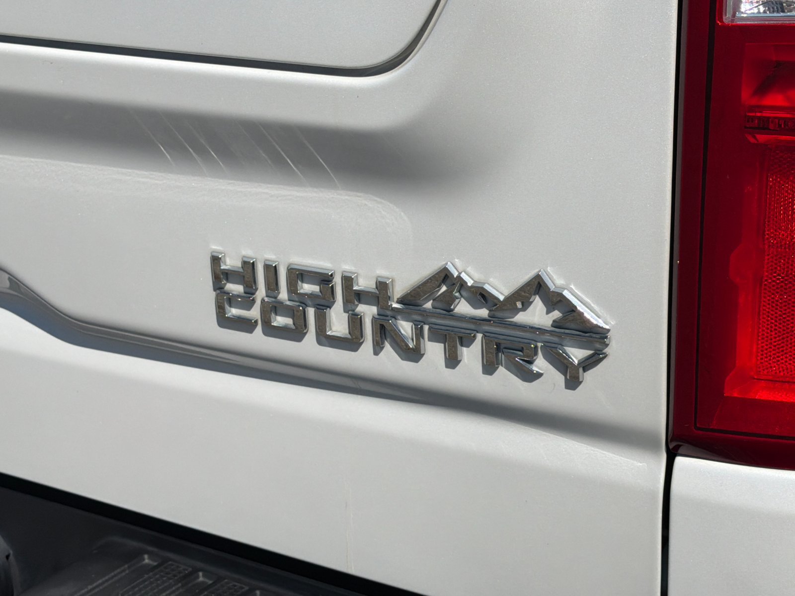 Used 2024 Chevrolet Silverado 1500 High Country AWD/4WD image 41