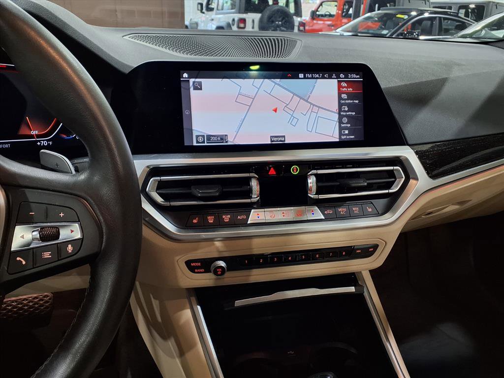 Used 2022 BMW 330i xDrive Sedan w/ Premium Package image 10