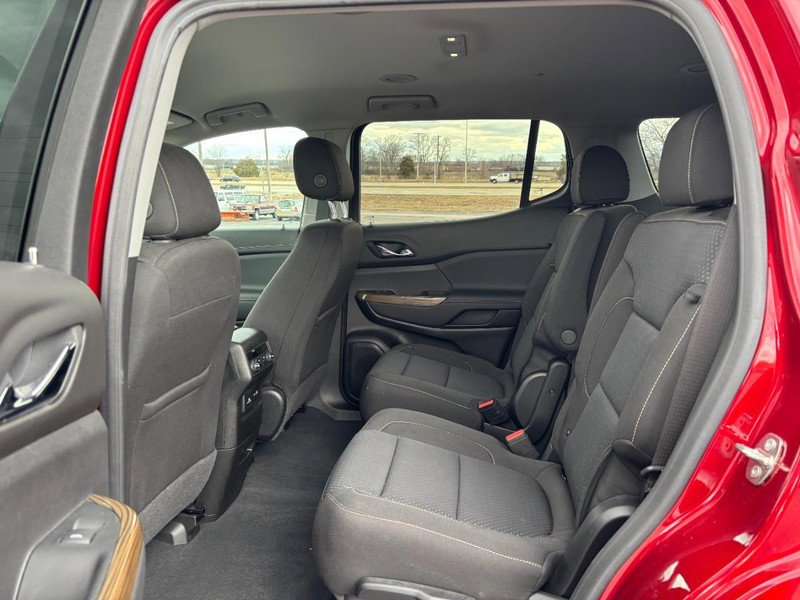 Certified 2023 GMC Acadia SLE w/ Driver Convenience Package image 10