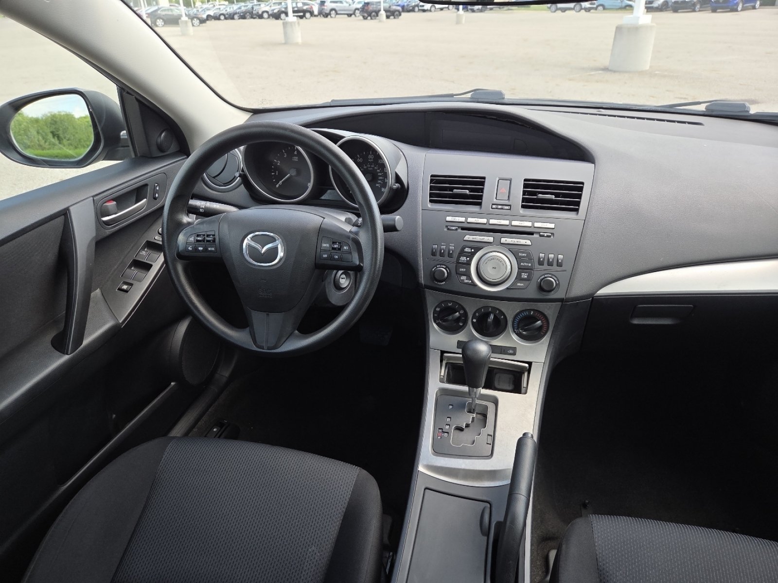 Used 2011 MAZDA MAZDA3 i Touring FWD image 18