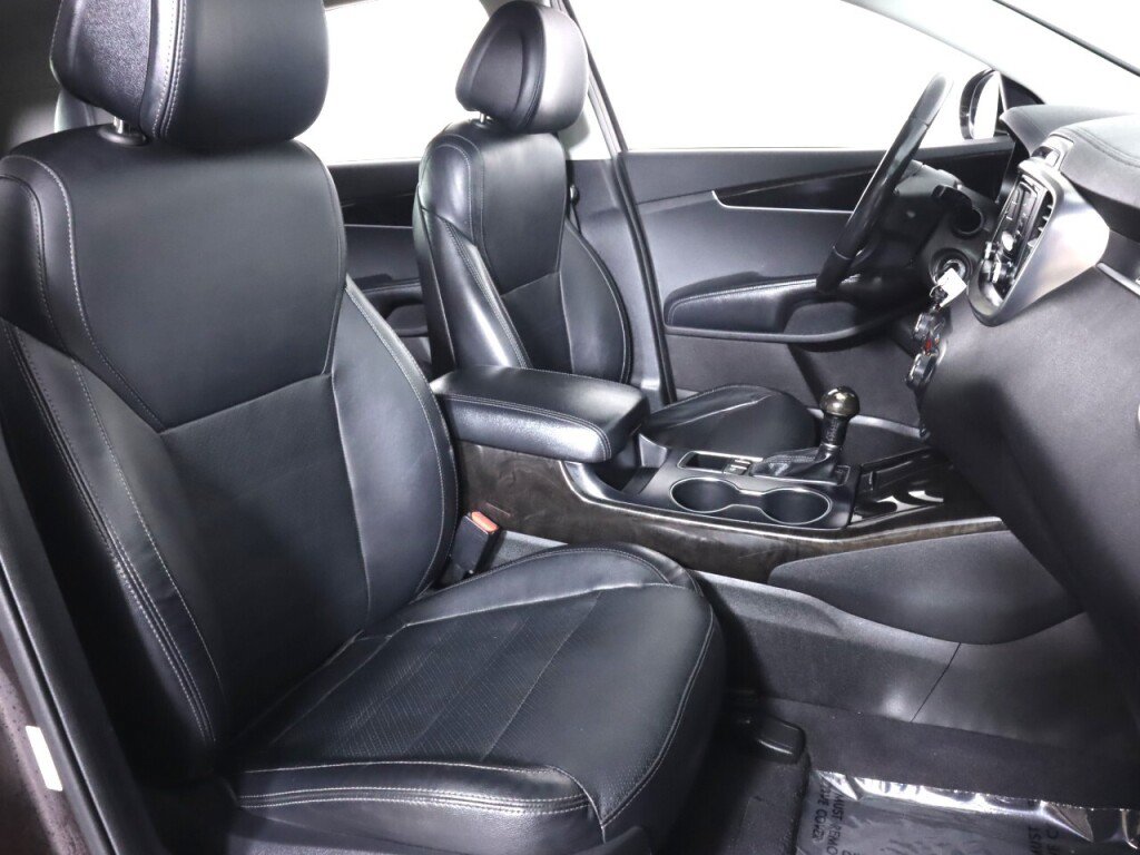 Used 2016 Kia Sorento EX FWD image 37