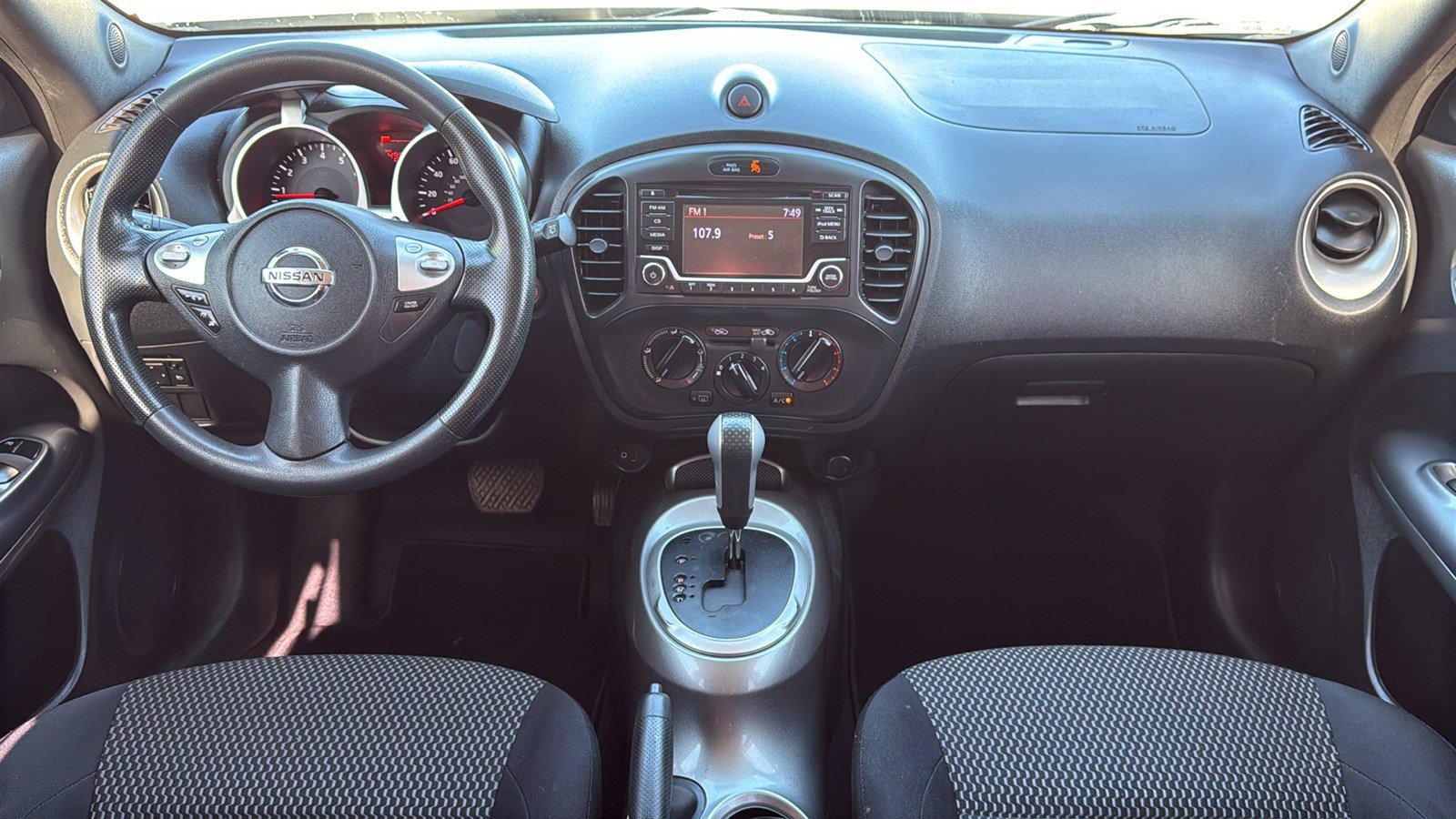 Used 2017 Nissan Juke S image 15