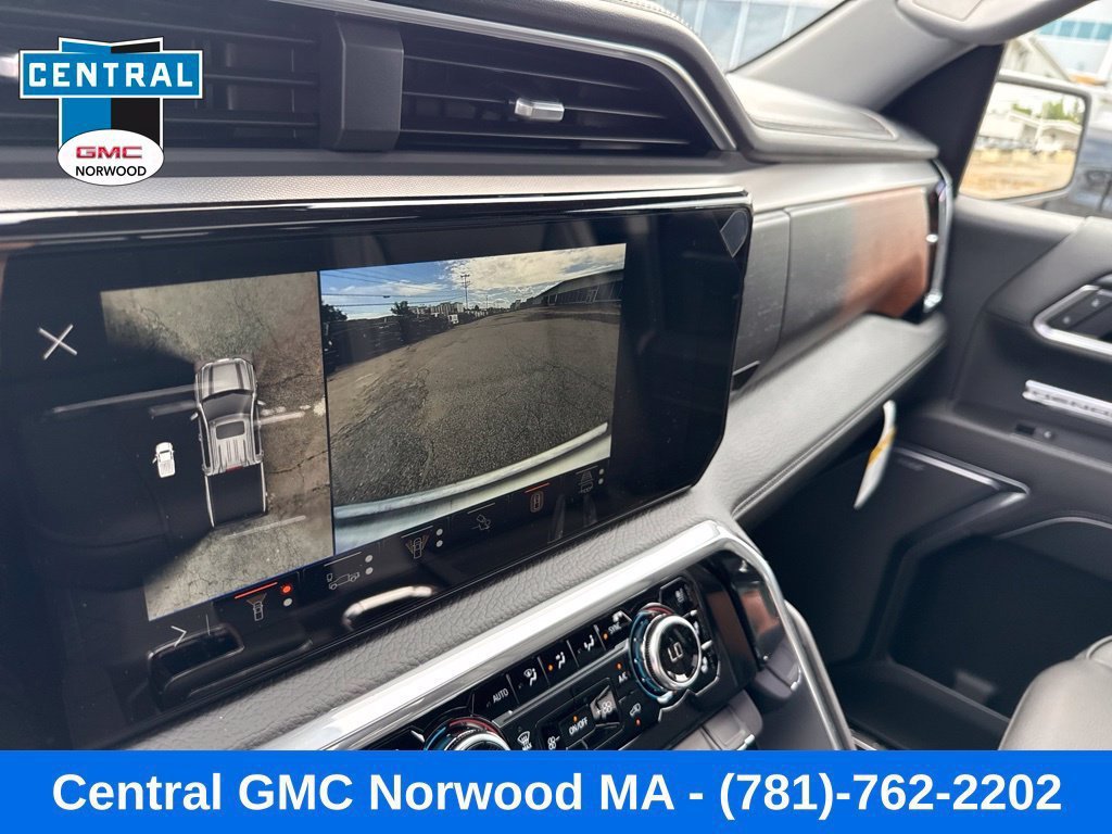 New 2026 GMC Sierra 1500 Denali AWD/4WD image 19