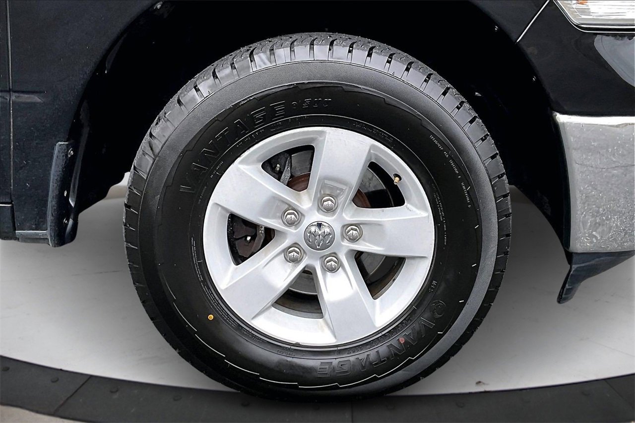 Used 2023 RAM 1500 Classic SLT w/ Trailer & Traction Group image 32