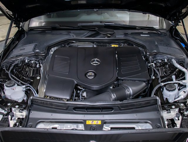 Certified 2026 Mercedes-Benz C 300 4MATIC Sedan image 5