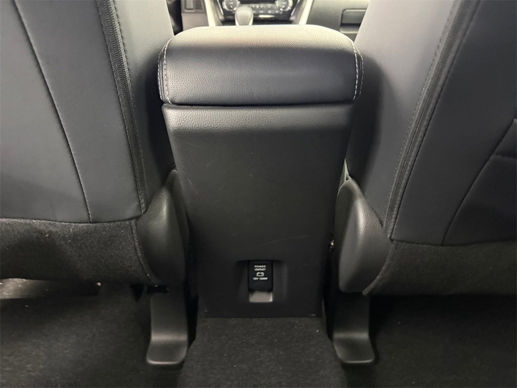 Used 2023 Mitsubishi Eclipse Cross SEL image 29