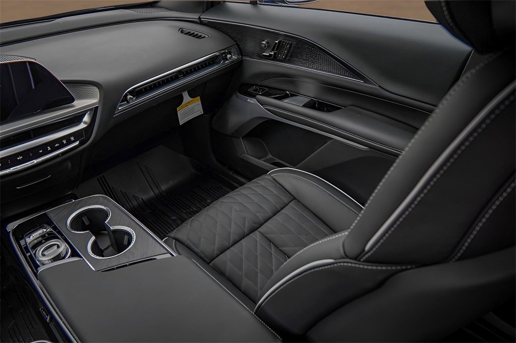 New 2026 Cadillac Lyriq V w/ LPO, Floor Liner Package image 20