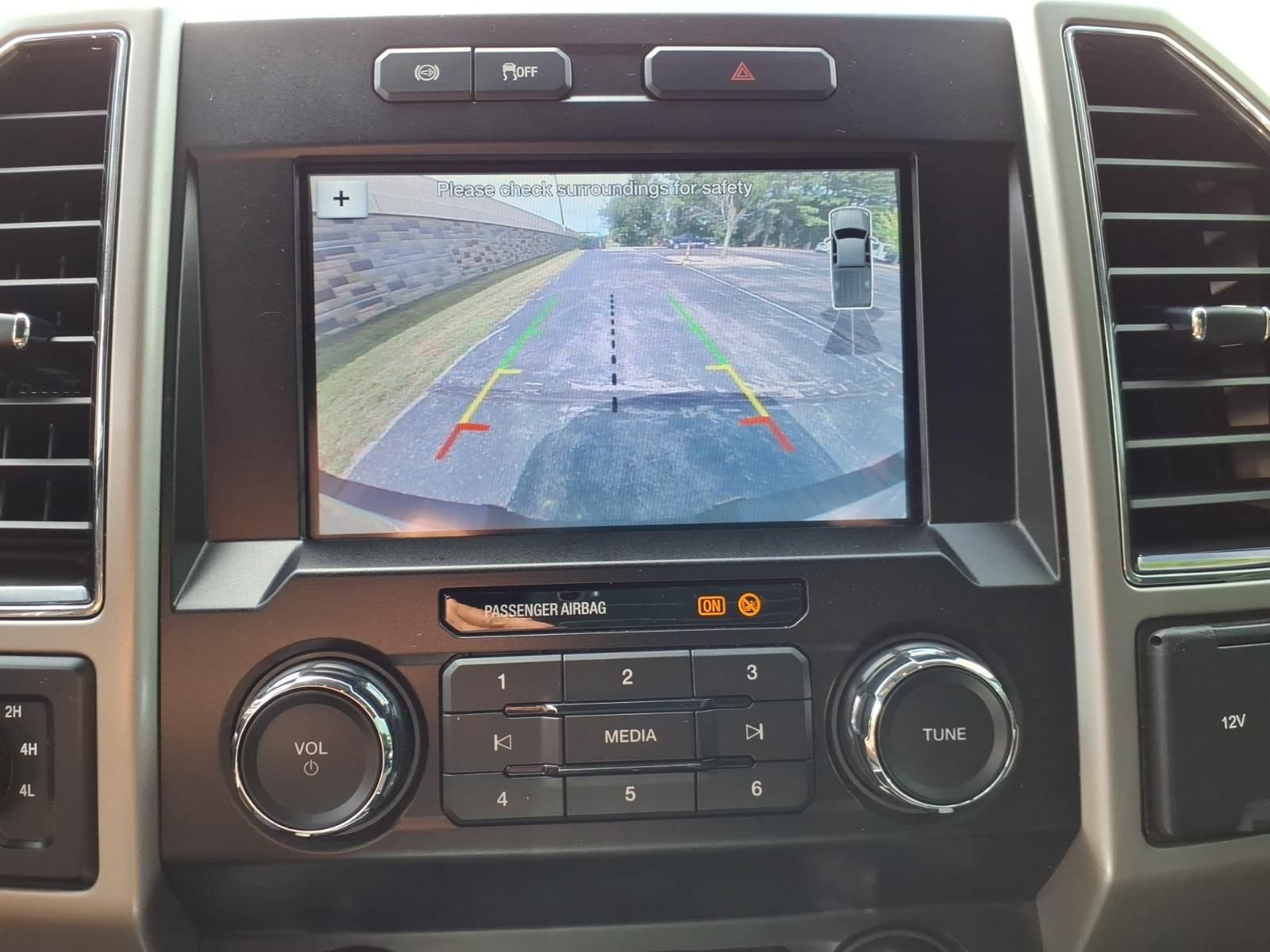 Used 2019 Ford F350 Lariat w/ Chrome Package AWD/4WD image 26